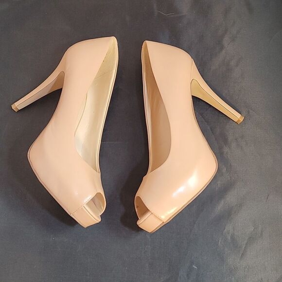 BRAND NEW WOMEN'S NWCAMYA PEEP TOE CLASSIC PUMPS - Picture 7 of 16